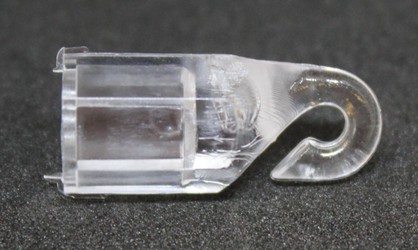 Háček plastového táhla žaluzie