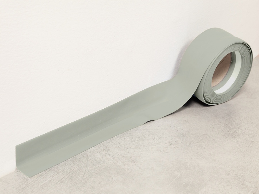 Fatra soklová PVC lišta 1363-208 – měkká, voděodolná, 32 × 32 mm (balení 40 m)