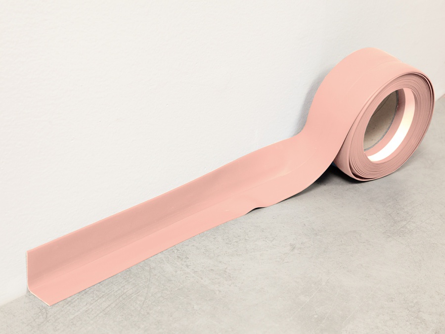 Fatra soklová PVC lišta 1363-311 růžová – měkká, voděodolná, 32 × 32 mm (balení 40 m)