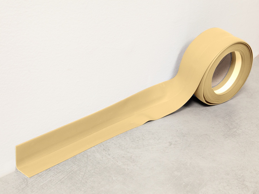 Fatra soklová PVC lišta 1363-801 béžová – měkká, voděodolná, 32 × 32 mm (balení 40 m)