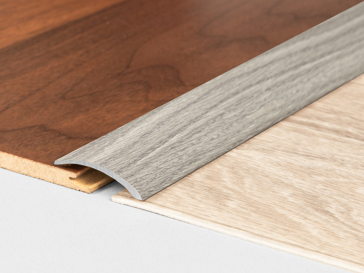 Přechodová lišta samolepící vyrovnávací Profilteam – Dub šedý H61 – 41 × 1000 mm