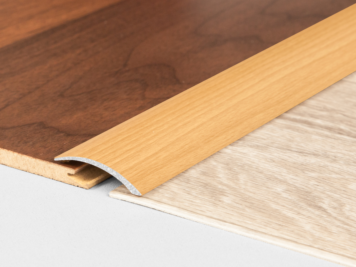 Přechodová lišta samolepící vyrovnávací Profilteam – Buk E08 – 41 × 1000 mm