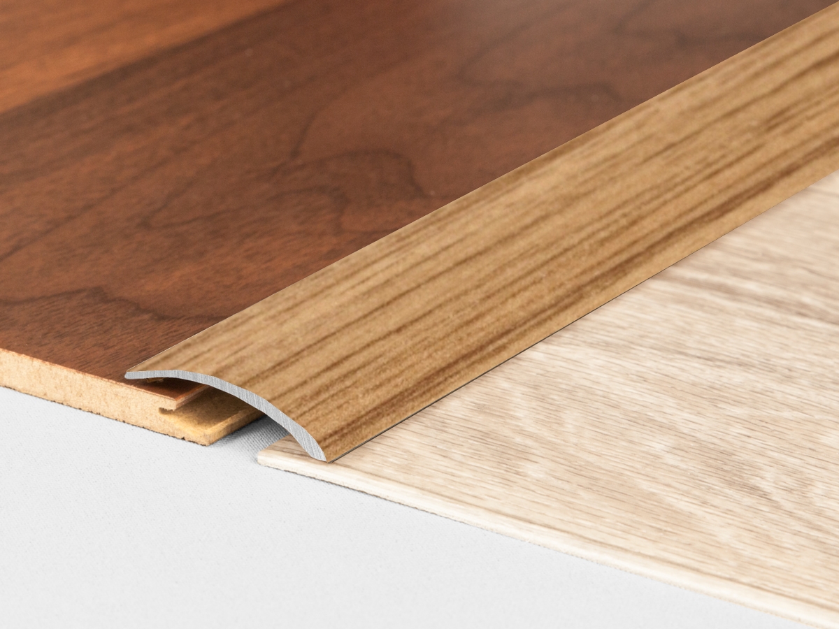 Přechodová lišta samolepící vyrovnávací Profilteam – Hikora E32 – 41 × 1000 mm