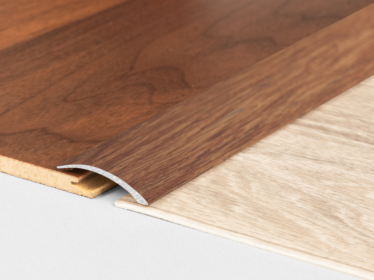 Přechodová lišta samolepící vyrovnávací Profilteam – Afrezia E33 – 41 × 1000 mm