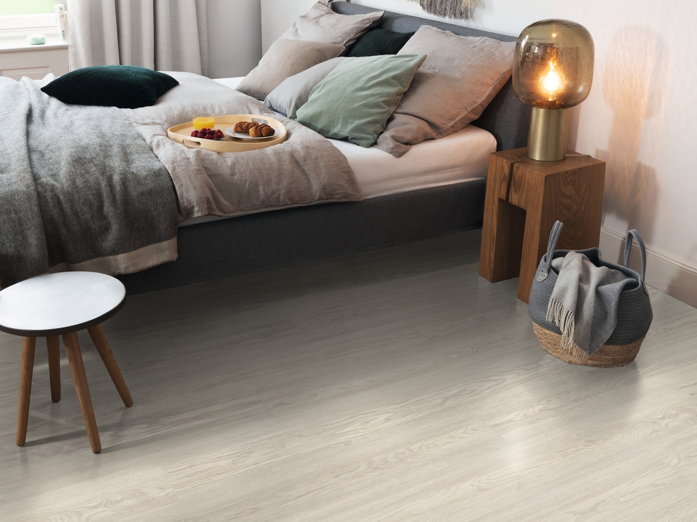 Laminátová podlaha Egger NatureSense Aqua Classic 33 Dub Treviso bílý EL2180