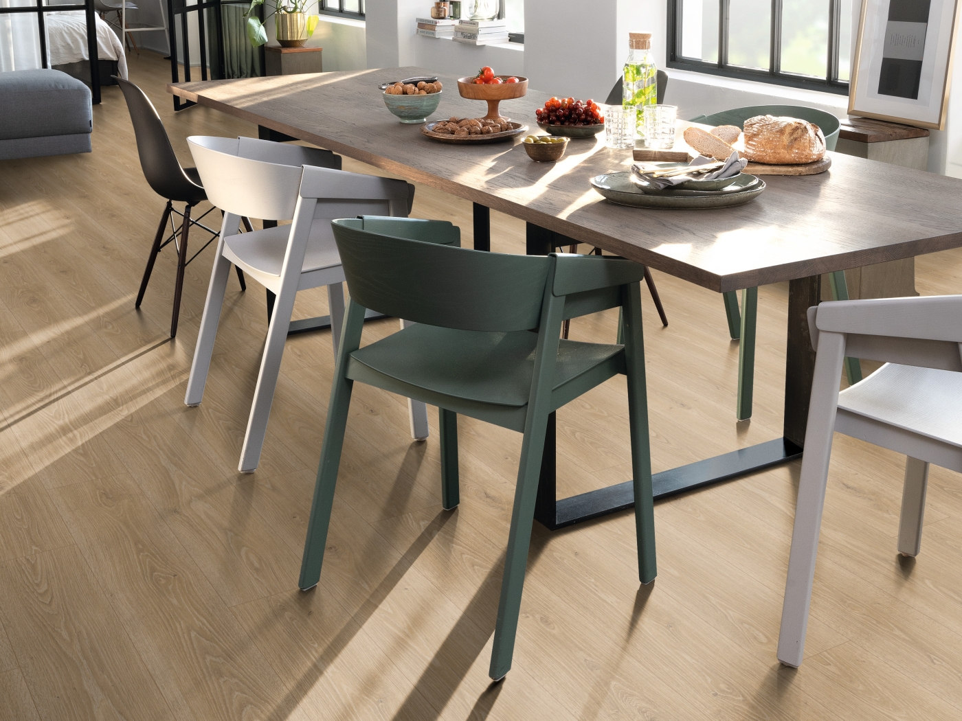 Laminátová podlaha Egger NatureSense Aqua Classic 33 Dub Treviso přírodní EL2181