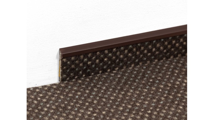 Kobercová soklová lišta – Hnědá 302, 52 × 13 × 2500 mm