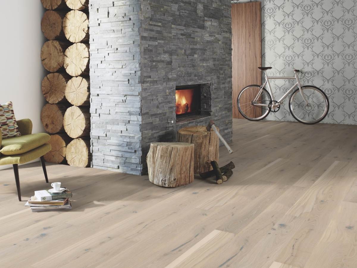 Boen Dub Pale White Vivo dřevěná podlaha super matný lak 138*2200